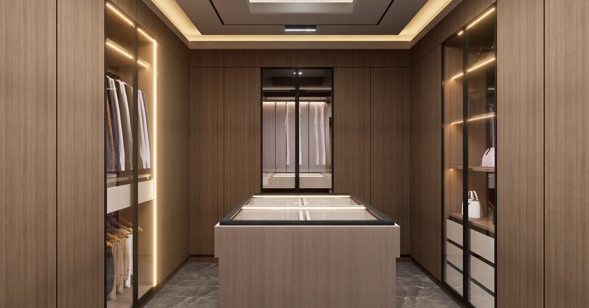 Dressing luxueux avec des armoires en bois élégantes et un éclairage stylé.