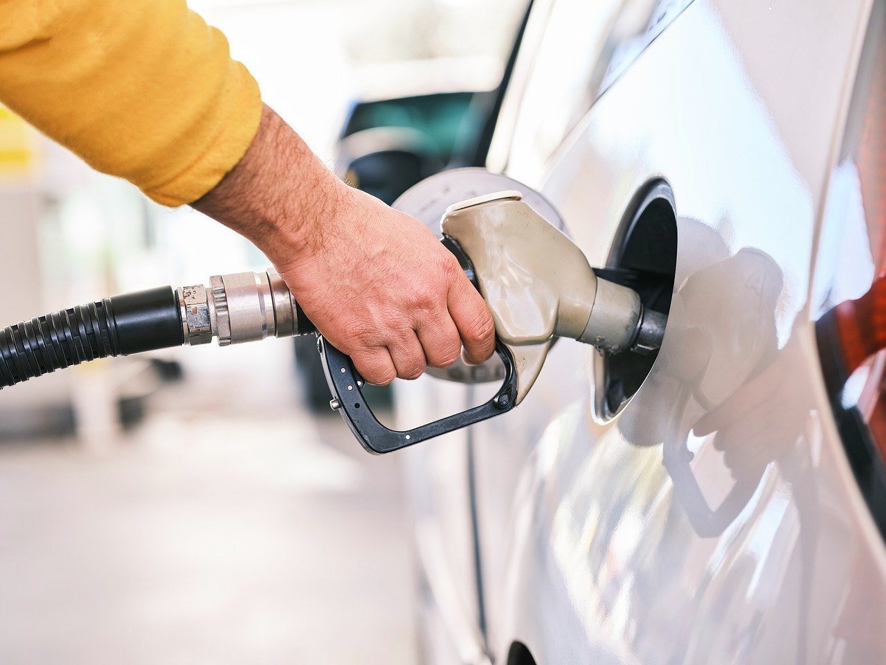 Le guide complet pour comprendre la prime de carburant et en profiter
